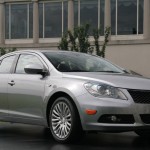 01-suzuki-kizashi-live_opt