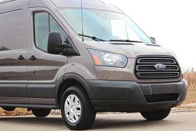 2015-Ford-Transit-Commercial-Van-15