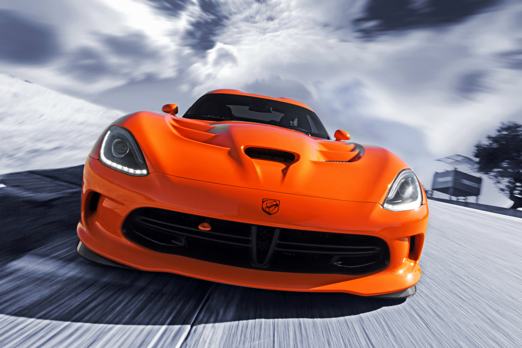2014 SRT Viper TA – Ready to Attack Any Road Course