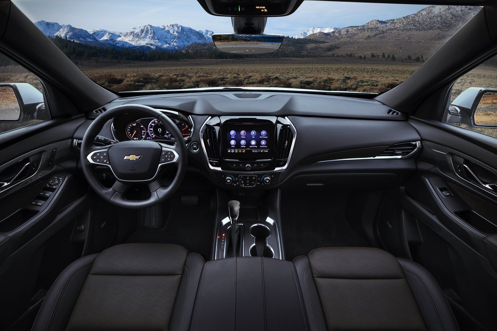 2022-Chevrolet-Traverse-High-Country-015