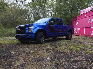 2016-Ford-F-150-XLT-4x4--005