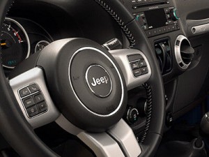 2016-Jeep-Wrangler-Unlimited-Rubicon-Hard-Rock--09