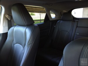 2016-Lexus-RX350-txGarage-025