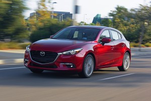 2017-Mazda-Mazda3--005